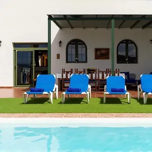  Villa Pico Partido Heated Pool Espagne